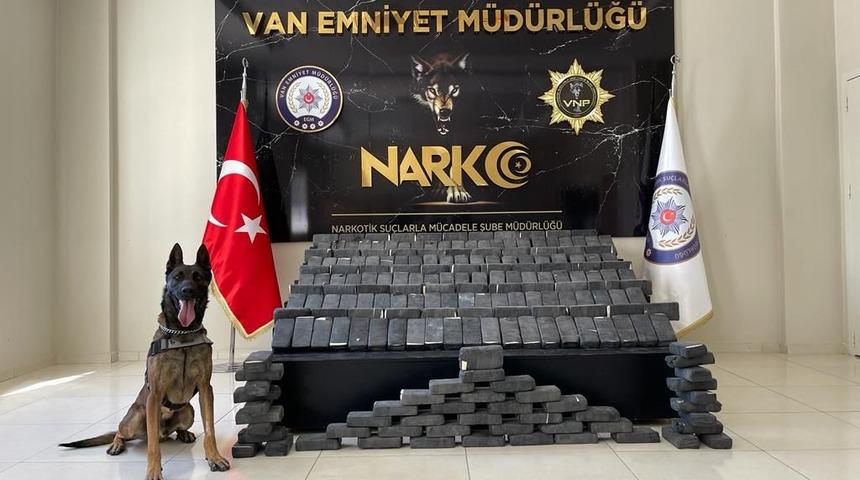 Van'da 115 kilo 300 gram uyuşturucu ele geçirildi