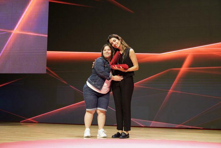 Düşlerinin peşinde koşanlar down sendromlular için TEDx sahnesinde buluştu G2