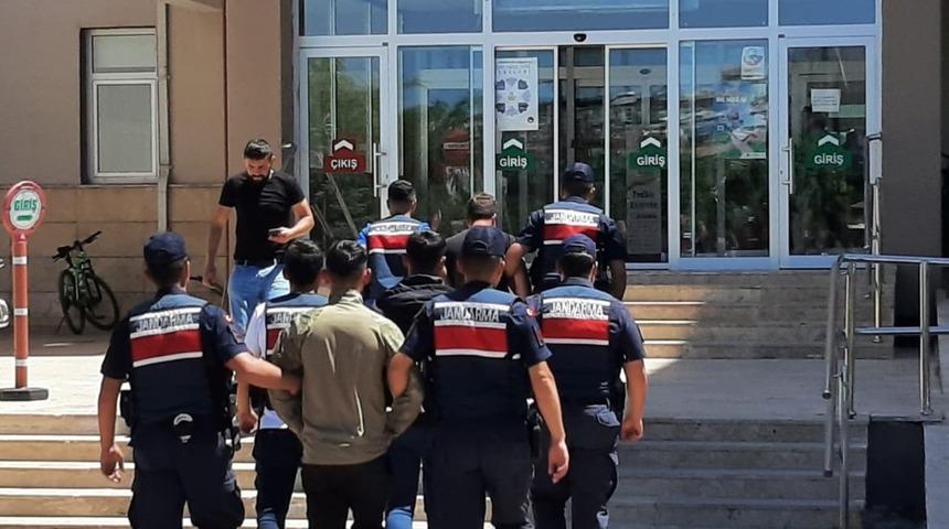 Sivas'ta 4 hırsızlık şüphelisi gözaltına alındı