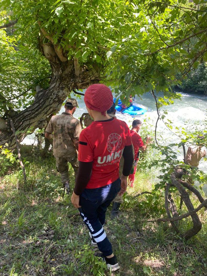 Müküs Çayı'nda kaybolan hemşireyi arama çalışması devam ediyor G5