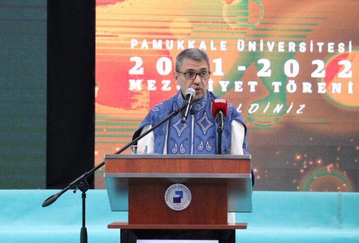 Pamukkale Üniversitesinde mezuniyet töreni yapıldı G1