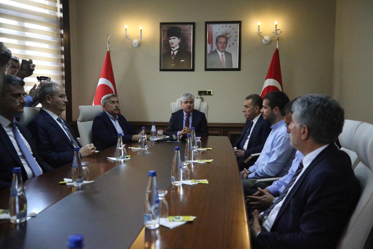 Hatay'da hayırsever iş insanı tarafından inşa edilecek fen lisesi i&ccedil;in protokol