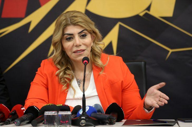 Kayserispor, teknik direktör Çağdaş Atan için imza töreni düzenledi G1