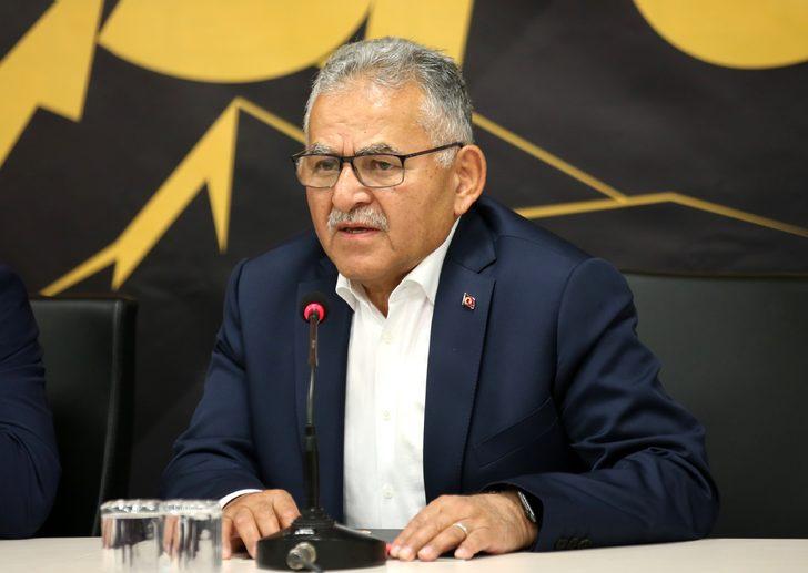 Kayserispor, teknik direktör Çağdaş Atan için imza töreni düzenledi G5