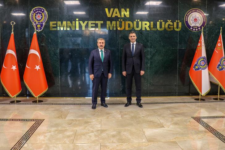 BBP Genel Başkanı Destici Van Valiliğini ziyaret etti G3