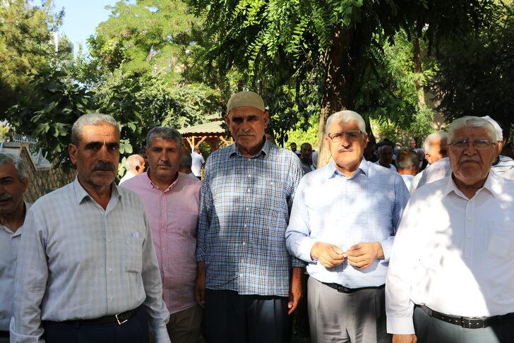 Batman'da ilk hac kafilesi kutsal topraklara dualarla uğurlandı G5