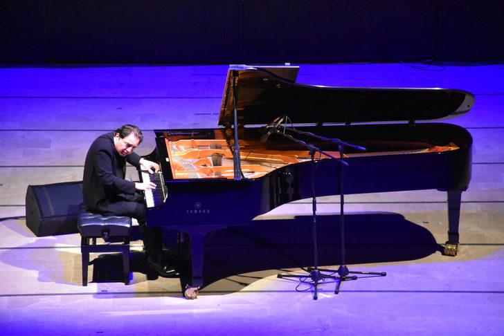 Piyanist ve besteci Fazıl Say, Marmaris'te konser verdi G3