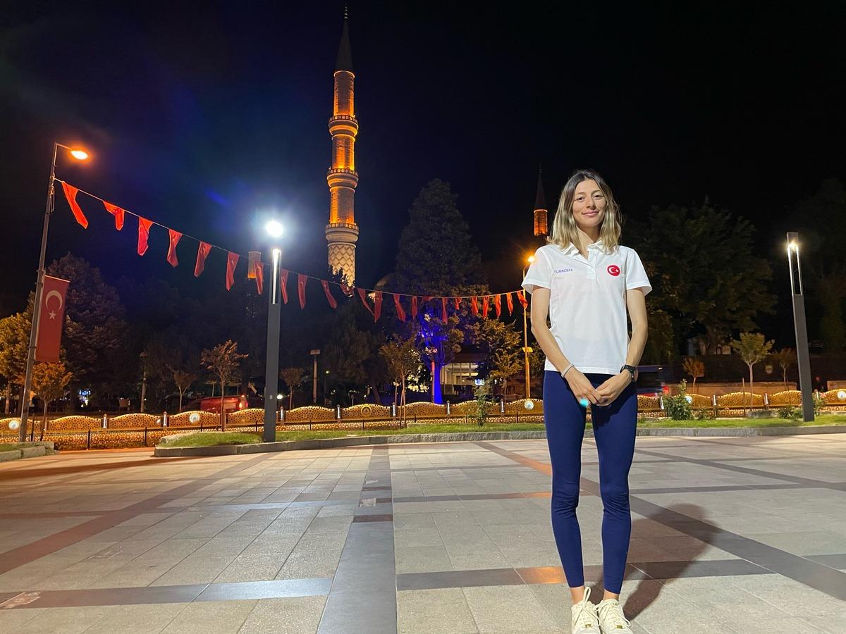 Balkan Atletizm Şampiyonası'nda madalyaları toplayan milli takım yurda d&ouml;nd&uuml;