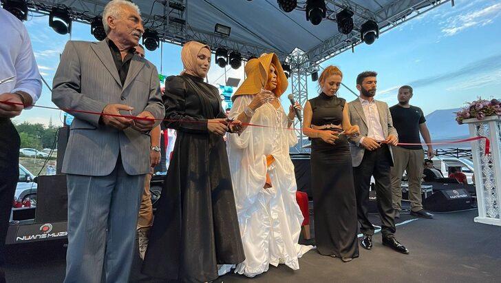 Bülent Ersoy, Karabük'te güzellik merkezi açılışına katıldı G4