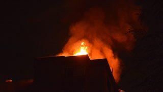 Kadıköy'de korkutan yangın! Çok sayıda ekip müdahale etti