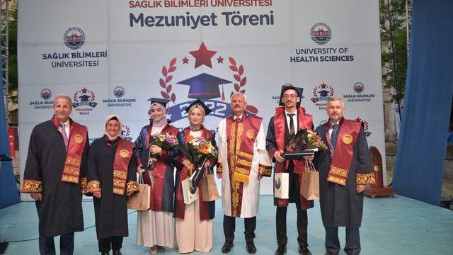 Sağlık Bilimleri Üniversitesi Hamidiye Tıp Fakültesi ilk mezunlarını verdi