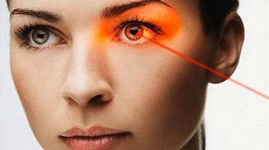 G&ouml;zlerinin Rengini Değiştir