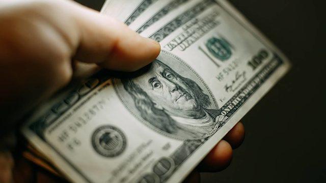 SON DAKİKA: Doları olanlar bu habere kulak versin! Merkez Bankası faiz kararı öncesi analistlerden uyarı geldi: Bu iki gelişmeye dikkat!