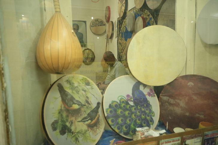 Erbane ustası babasından devraldığı mesleği gelecek nesillere aktarmak istiyor G4