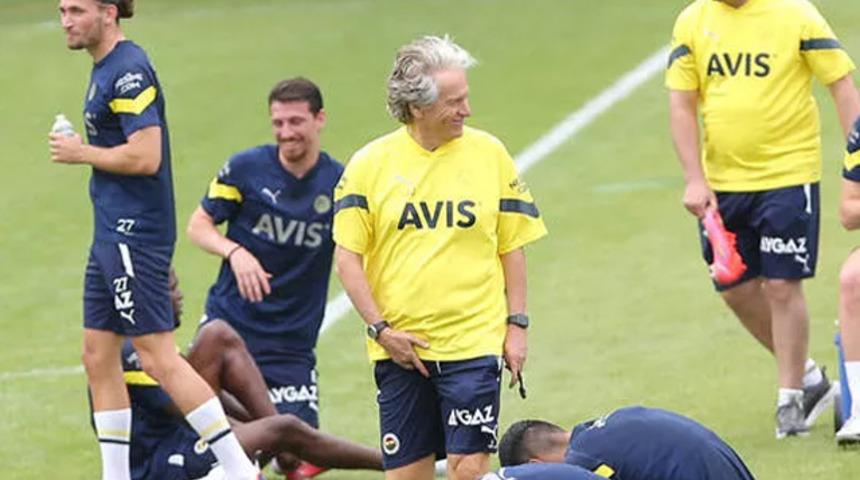 SON DAKİKA: Fenerbahçe FC Shkupi ile hazırlık maçı yapacak! 