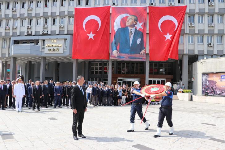 Zonguldak'ın kurtuluşunun 101'inci yılı ve Uzun Mehmet'i Anma Günü etkinlikleri yapıldı G2