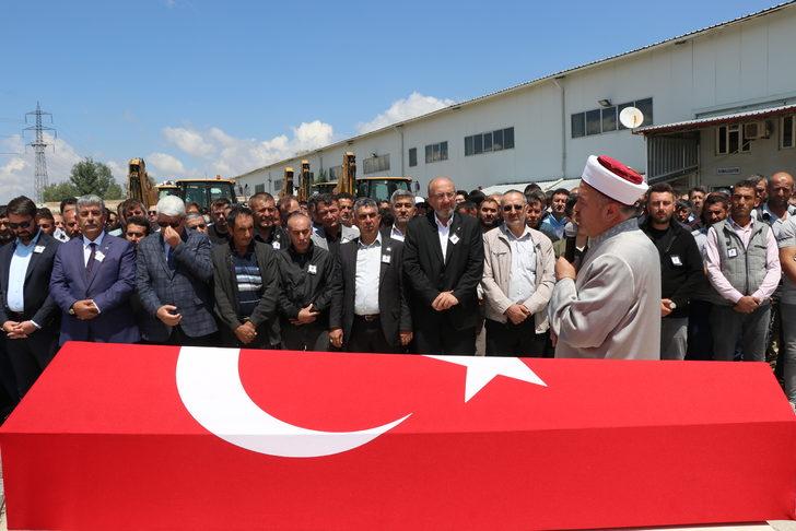 Kütahya'da toprak altında kalarak hayatını kaybeden işçinin cenazesi defnedildi G2