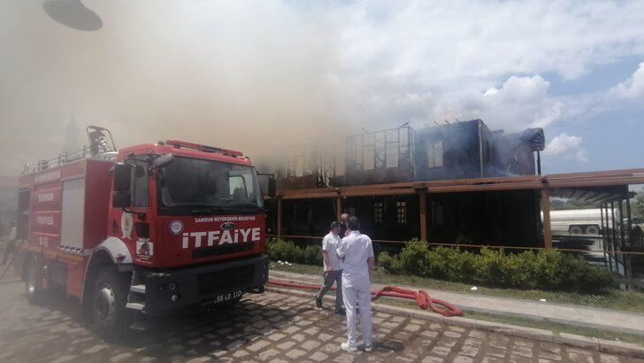 Samsun'da Çarşamba Konağı yangın sonucu büyük çapta hasar gördü G2