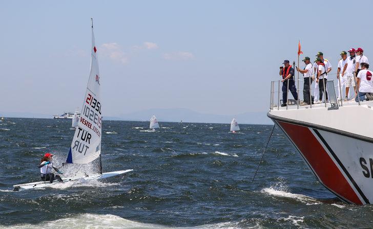 İzmir'de "Ege Sahil Güvenlik 40. Yıl Yelken Yarışları" başladı G4