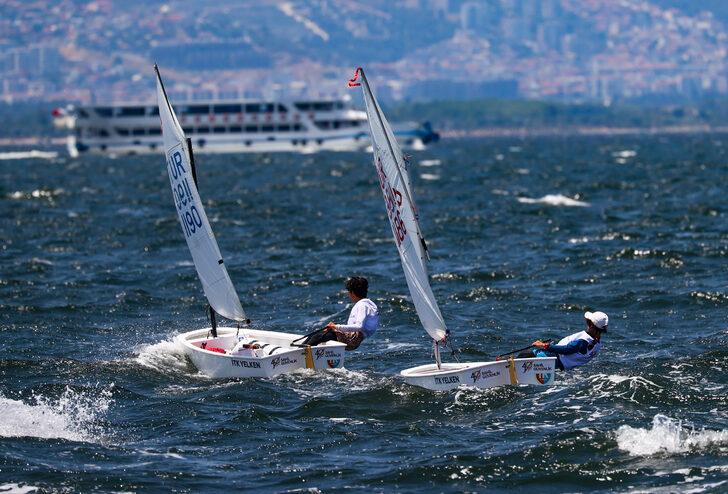 İzmir'de "Ege Sahil Güvenlik 40. Yıl Yelken Yarışları" başladı G5