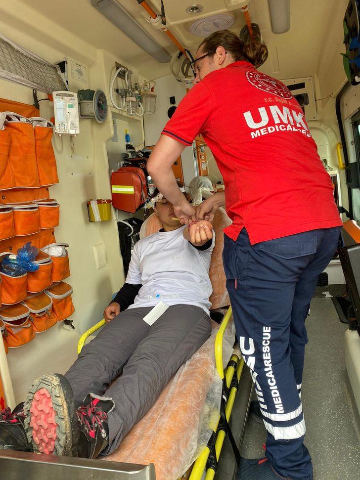 GÜNCELLEME - Kaçkar Dağları'nda başına taş düşerek yaralanan dağcı kurtarıldı G3