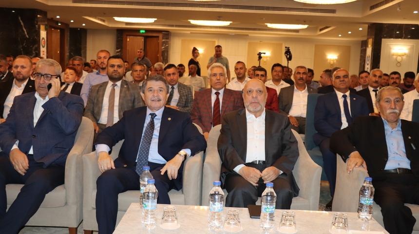 HAK-İŞ Genel Başkanı Arslan, Adıyaman'da Hizmet-İş Sendikasının genel kuruluna katıldı