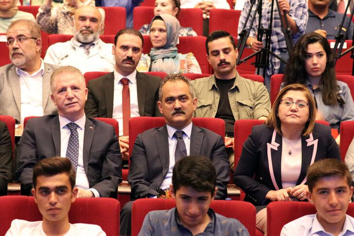 Milli Eğitim Bakanı Özer, mesleki öğrenci sayısını açıkladı: G1