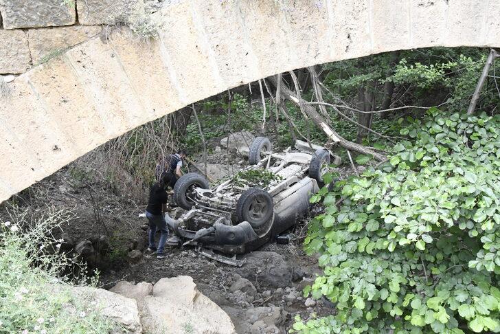 Gümüşhane'de dere yatağına düşen kamyonetteki 4 maden işçisi yaralandı G2