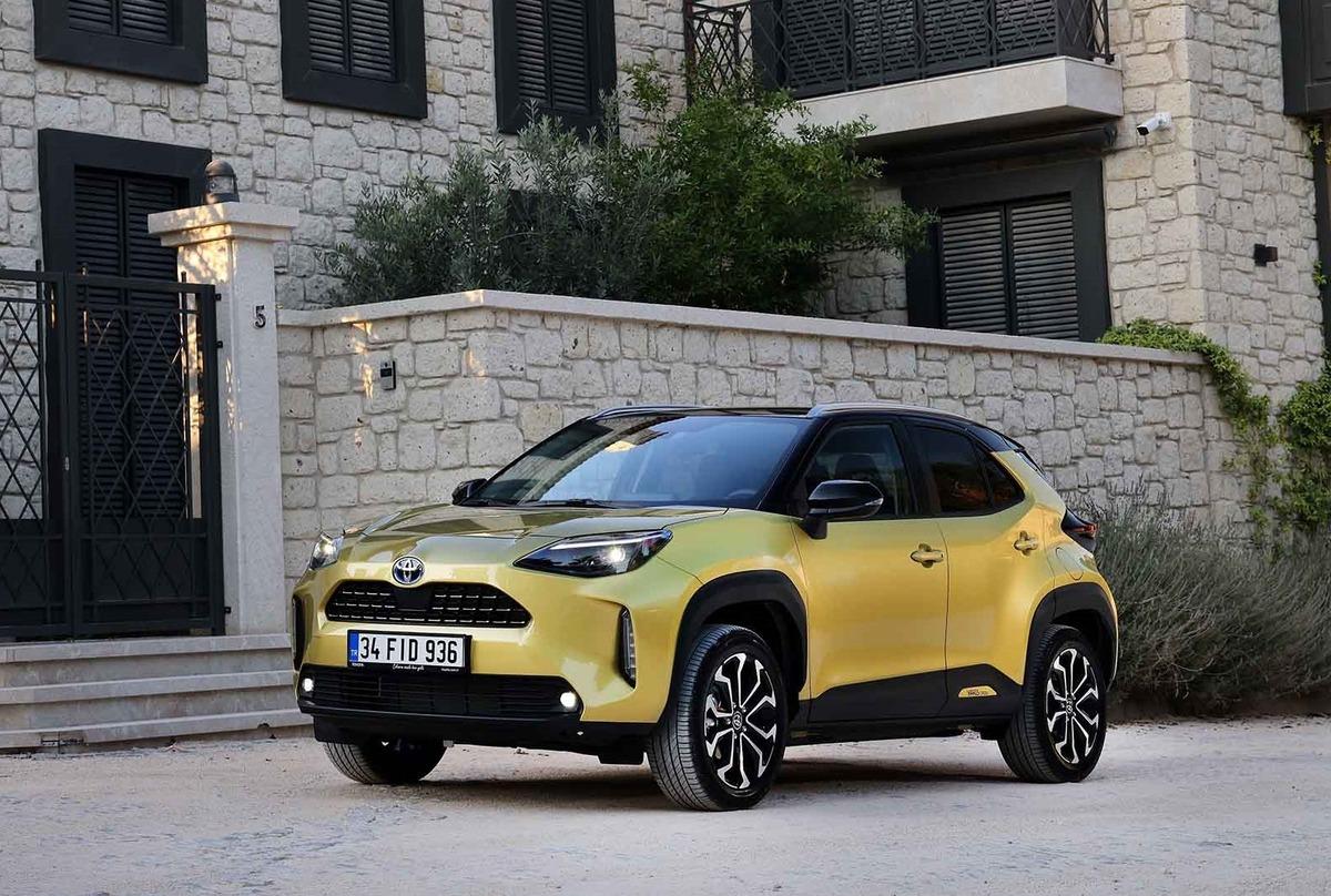 Toyota'nın şehirli SUV'u Yaris Cross T&uuml;rkiye'de satışta