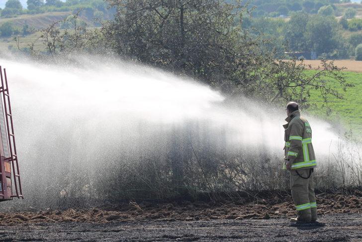 Balıkesir'de buğday tarlalarında çıkan yangın söndürüldü G1