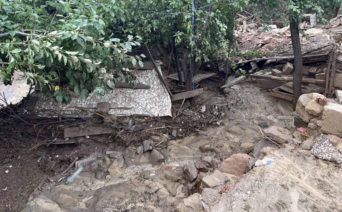 Kırıkkale'de sağanak, su baskınlarına neden oldu