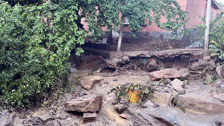Kırıkkale'de sağanak, su baskınlarına neden oldu G4