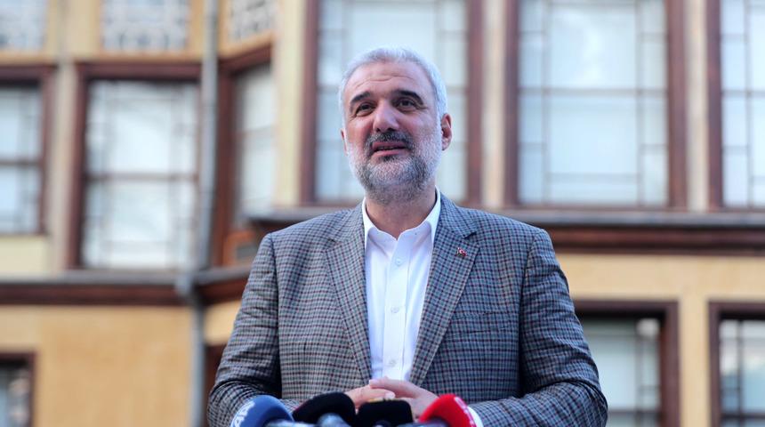 AK Parti'li Kabaktepe, "İstanbul Buluşmaları"nda gazetecilerle bir araya geldi