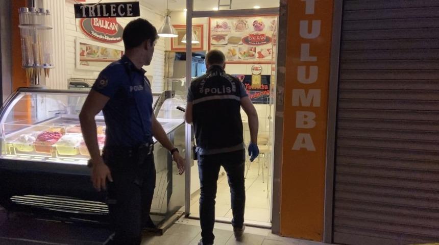 İstanbul'da dondurmacıya silahlı saldırı: Yaralılar var