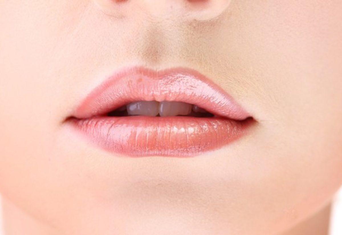 I like lips. Губы без помады. Губы без помады Эстетика пухлые. Губы фото без помады. Фото губ без помады с блеском.