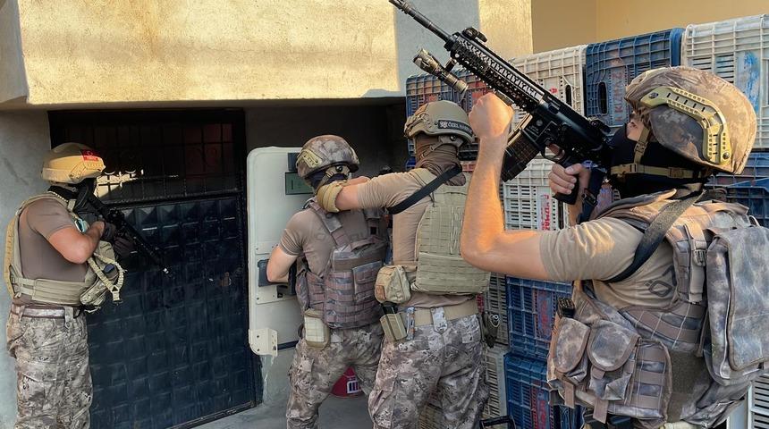 Mersin'de 20 PKK/KCK şüphelisi hakkında gözaltı kararı
