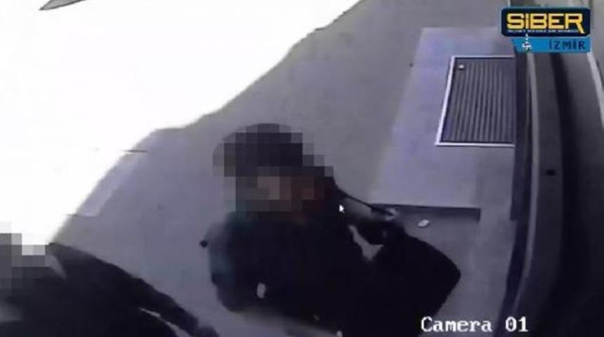ATM dolandırıcısı suçüstü yakalandı