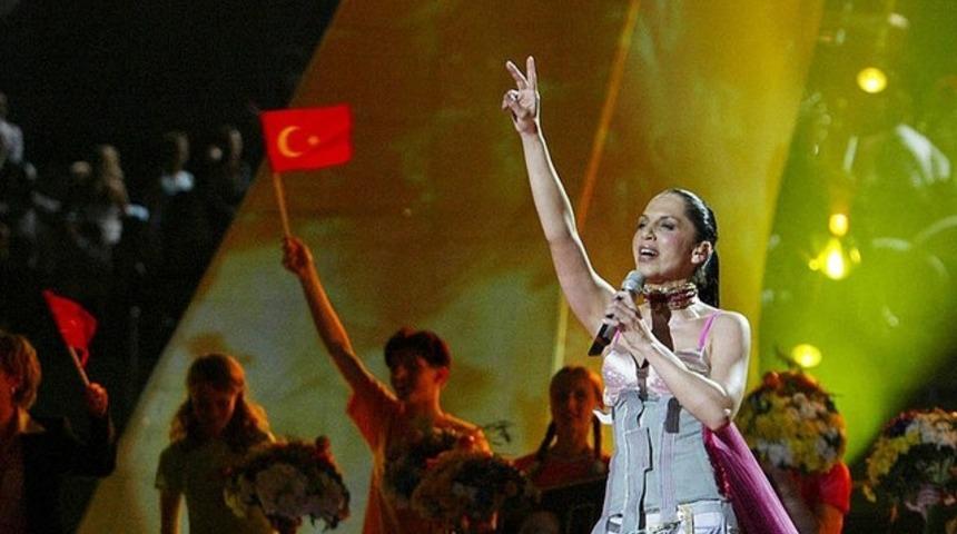 &Uuml;&ccedil; yıldır es ge&ccedil;tiğimiz Eurovision'da en iyi ve en k&ouml;t&uuml; 6 derecemiz