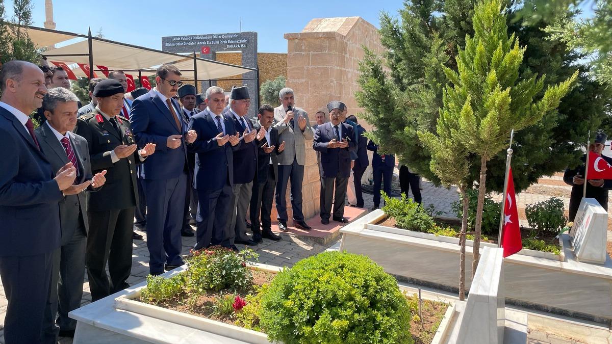 Urfa'ya "Şanlı" unvanının verilişinin 38'inci yılı dolayısıyla t&ouml;ren yapıldı