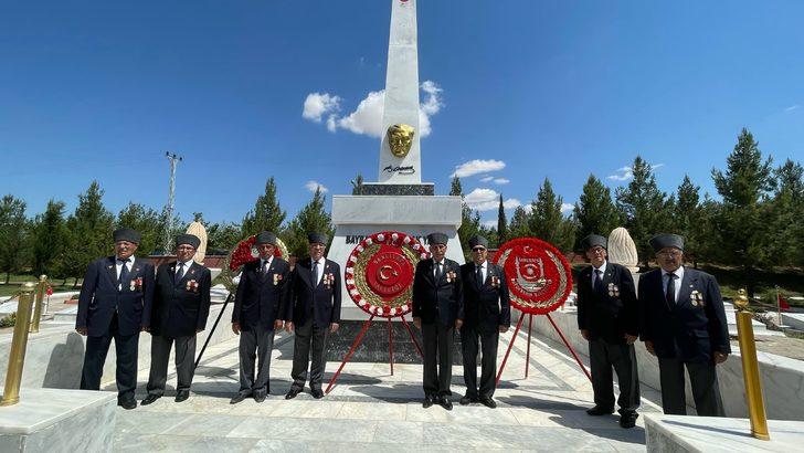 Urfa'ya "Şanlı" unvanının verilişinin 38'inci yılı dolayısıyla tören yapıldı G4