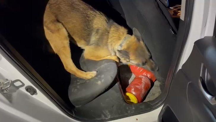 Elazığ'da bir araçta ve salça bidonunda uyuşturucu ele geçirildi, 2 zanlı tutuklandı G3