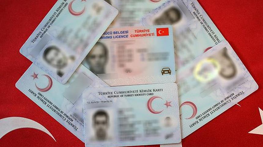 'Yanlış çıkarsa kamuoyundan özür dileyeceğim' diyen Ümit Özdağ'dan dikkat çeken açıklamalar: Türk halkından gizleniyor