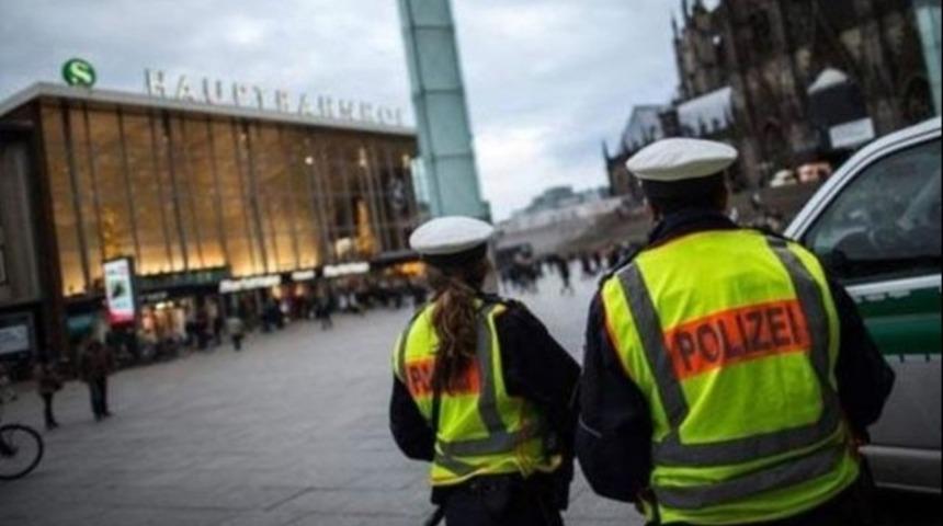Almanya&rsquo;da bu kez sığınmacılar taciz şikayetinde bulundu