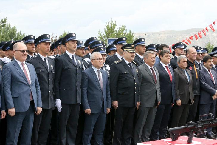 Sivas, Yozgat, Kayseri, Kırşehir ve Niğde'de polis adayları mezun oldu G4