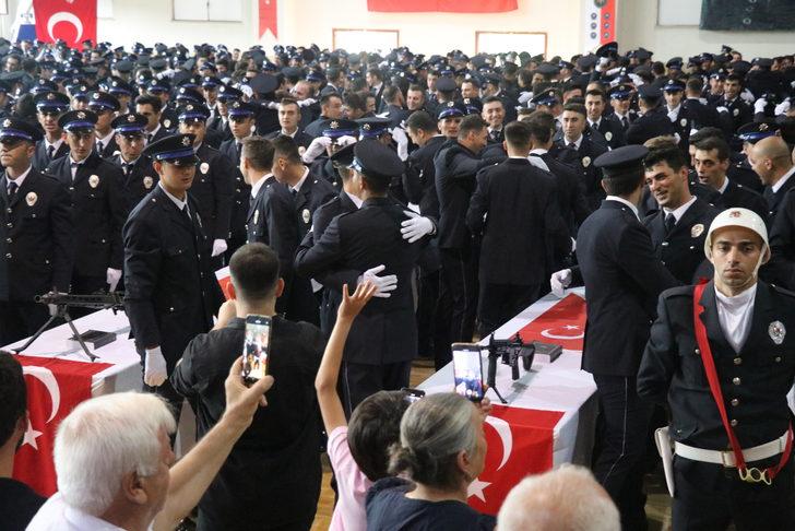 Erzincan'da 826 polis adayı mezuniyet heyecanı yaşadı G4