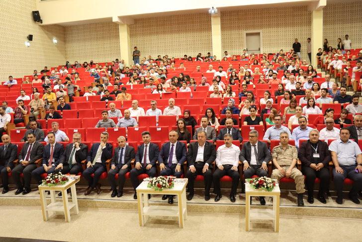 Kilis'te 1. Göç Çalışmaları Sempozyumu başladı G1