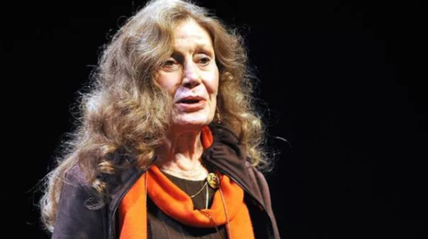 Yıldız Kenter'in hayatını anlatan "Caniko" izleyiciyle buluştu! Gala gösterimine ünlü isimler akın etti