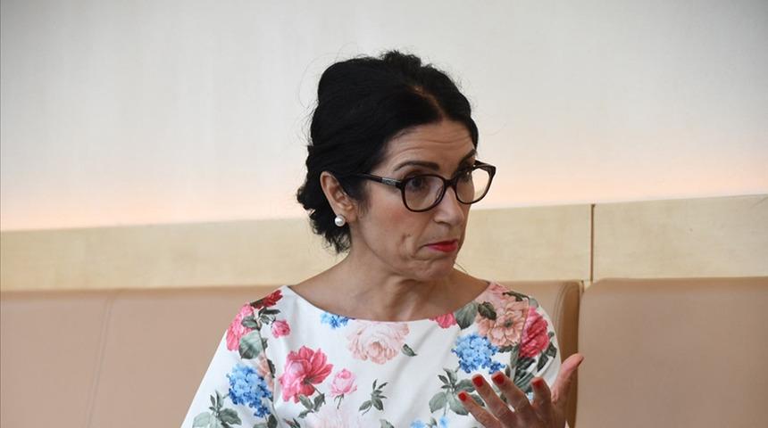 İsveç meclisi onun eline bakıyor! Kritik yasa tasarısı PKK destekçisi milletvekili sayesinde geçti