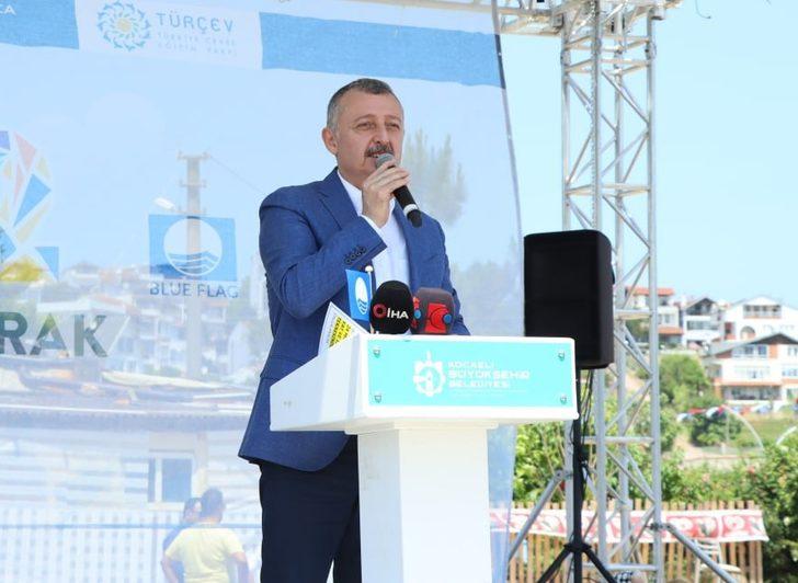 Kocaeli'de Seyrek Plajı'na mavi bayrak asıldı G4