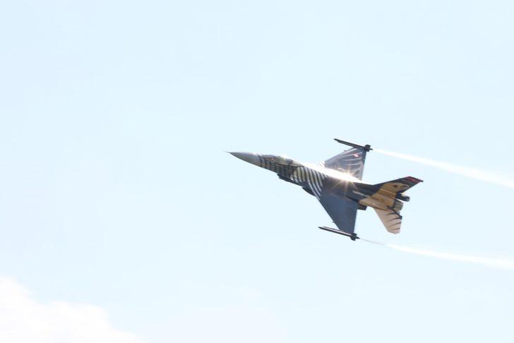 Solotürk'ten, Kocaeli'de keşif uçuşu G4